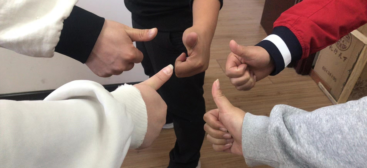 管家式服務(wù)，定期回訪(fǎng)